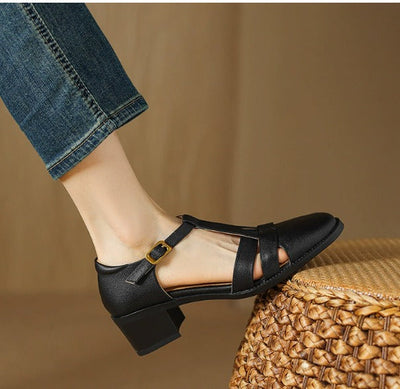 Joan | Timeless T-Bar Flats